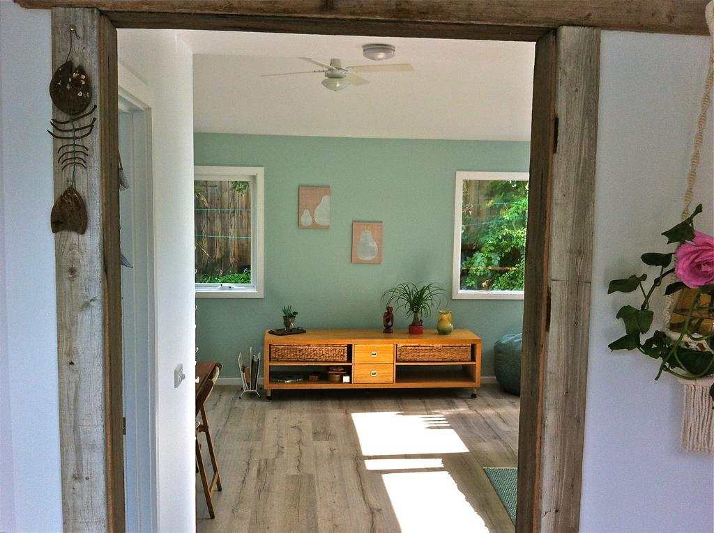 Sea Salt Bnb Rosebud Oda fotoğraf